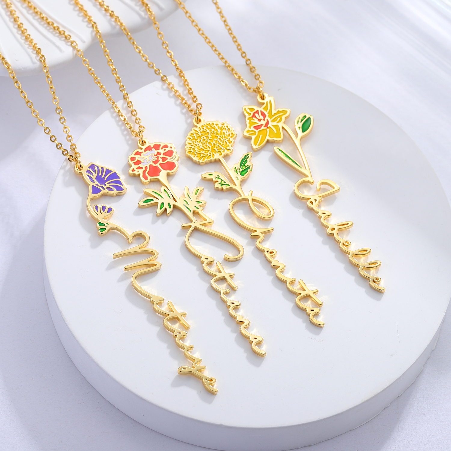 Personalisierte Namenskette mi – Birth Flower Necklace Bewertung und Preis