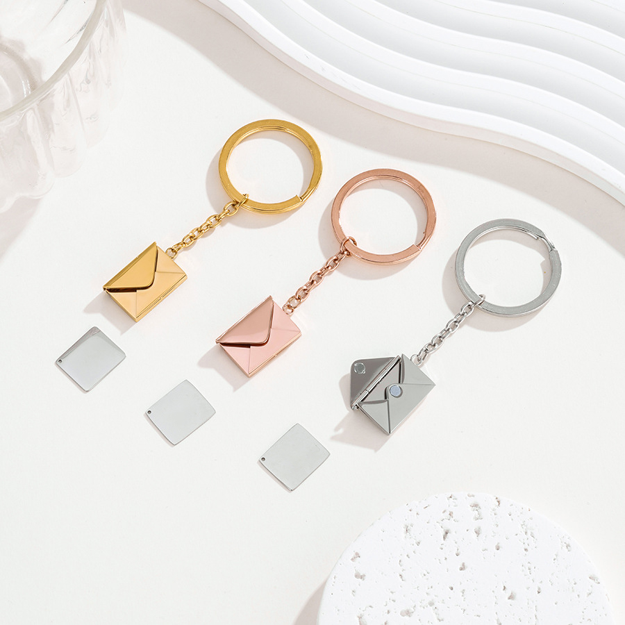 Personalisierbarer Schlüsselan – Initial Ring Custom Bewertung und Preis